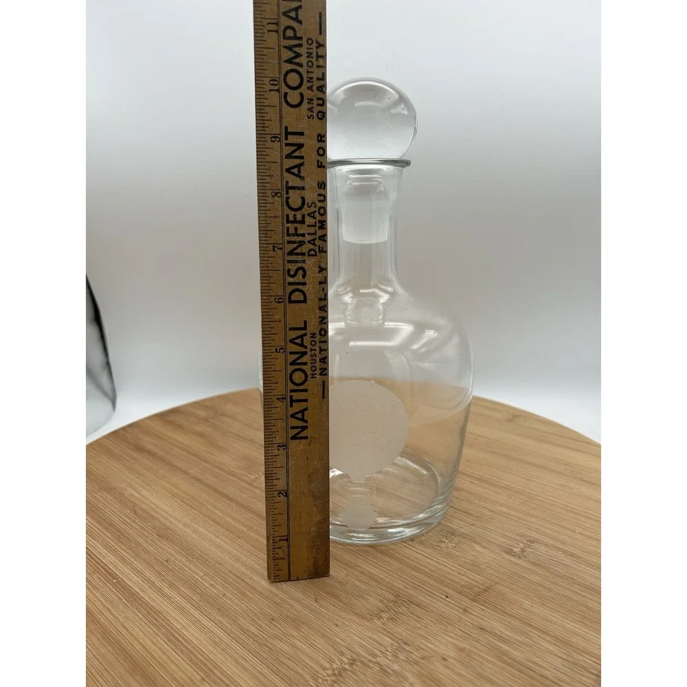Vintage Glass Wine Decanter Etched Hot Air‎ Balloon with Stopper